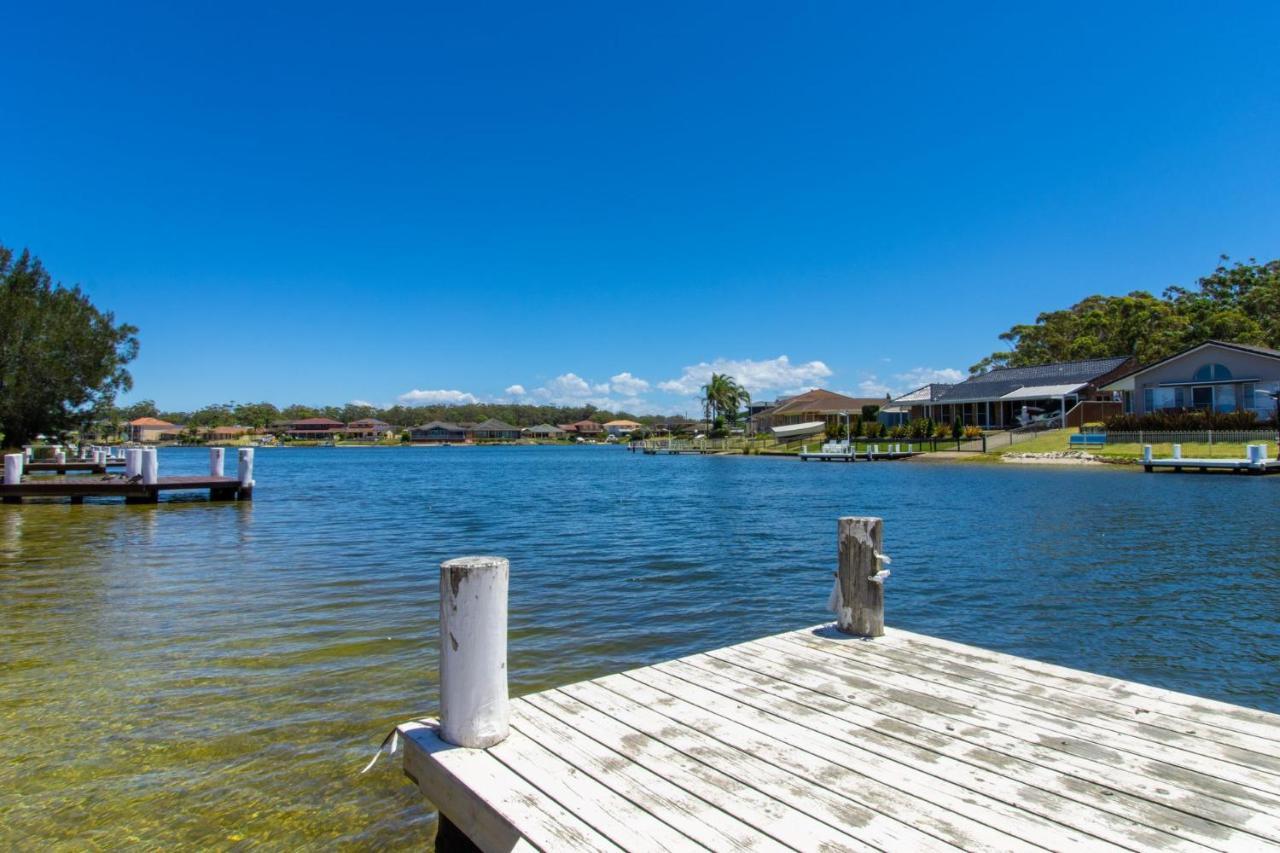 Holiday home Riverfront Delight *